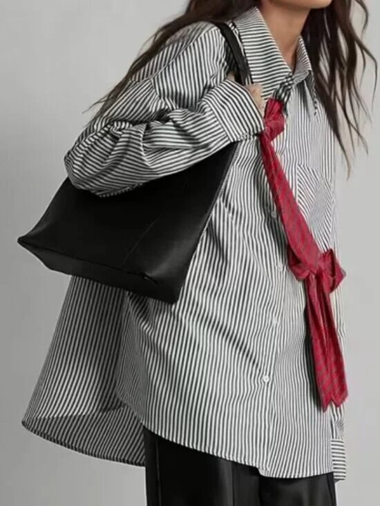 Loose-fit Boyfriend Style Striped Bow Shirt - Picture 6 of 6
